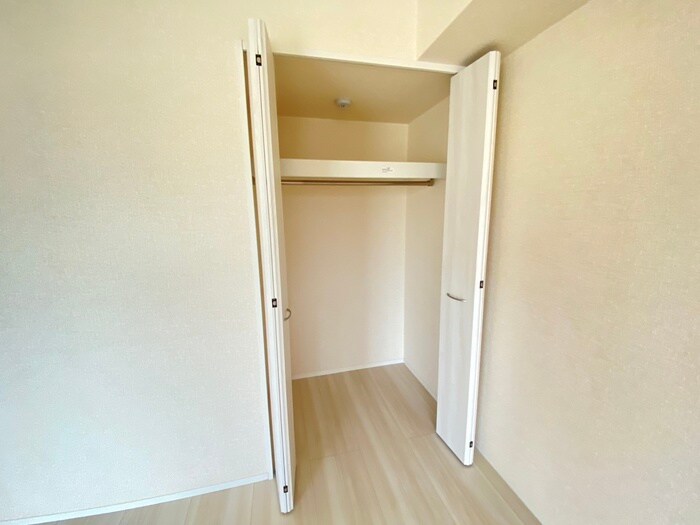 物件内観写真11　(収納)