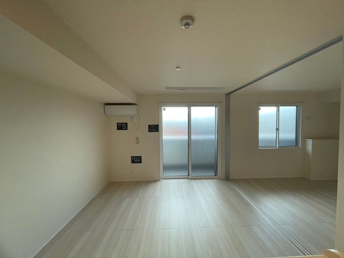 物件内観写真18　(居室)