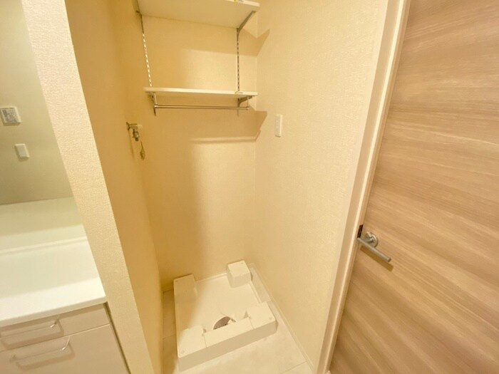 物件内観写真19　(洗濯機置場)