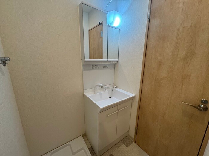 物件内観写真11　(洗面)