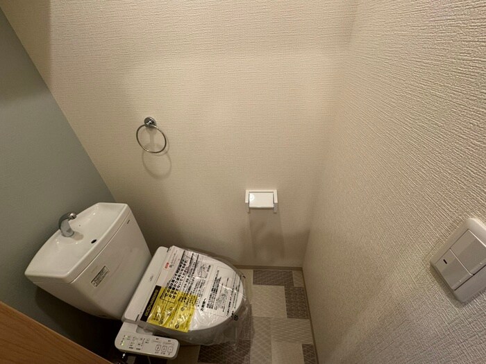 物件内観写真12　(トイレ)