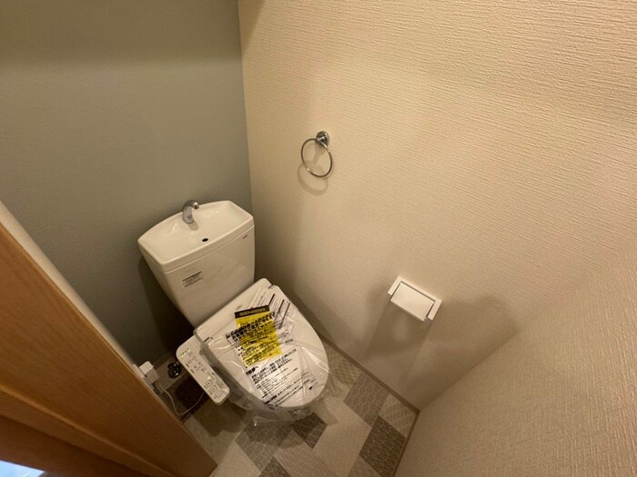 物件内観写真15　(トイレ)