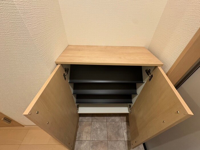 物件内観写真18　(靴箱)