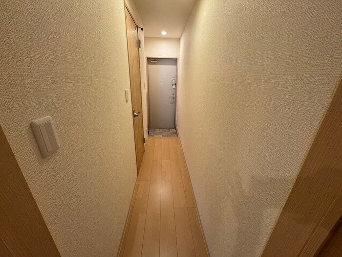 物件内観写真18　(廊下)