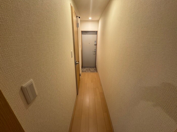 物件内観写真18　(廊下)