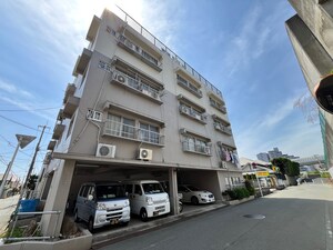 クレハマンション外観写真