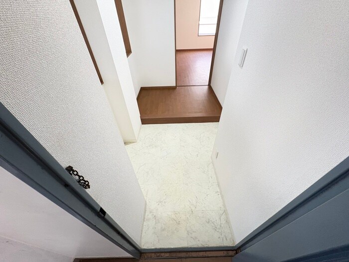 物件内観写真20　(廊下)