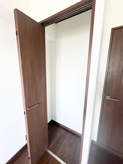 物件内観写真18　(収納)