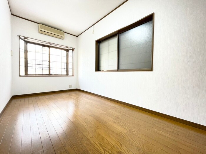 物件内観写真10　(居室)