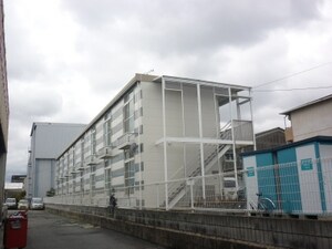 レオパレス鮎川外観写真