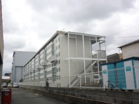 レオパレス鮎川外観写真