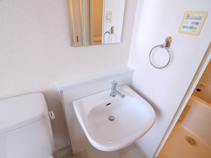 物件内観写真14　(洗面)