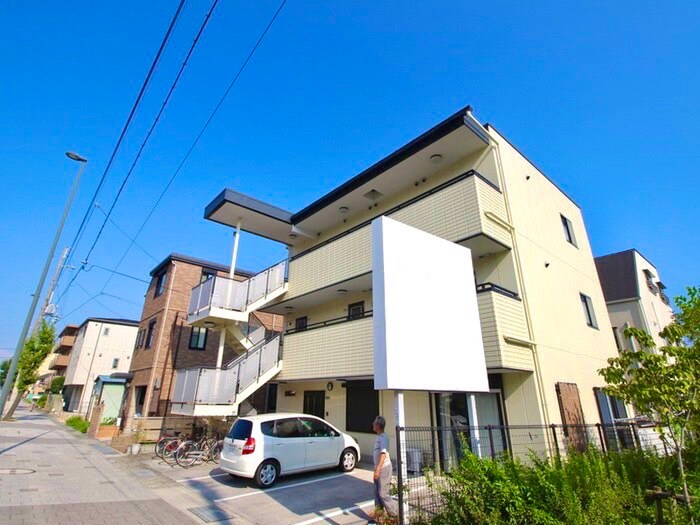 物件外観写真1　(外観写真)