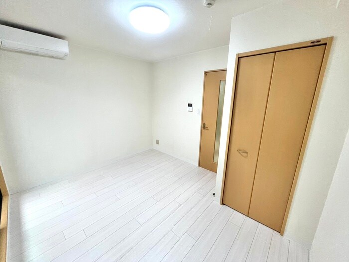 物件内観写真8　(居室)