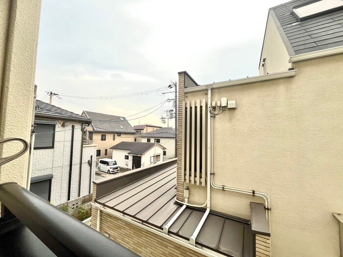 物件内観写真18　(室内からの展望)