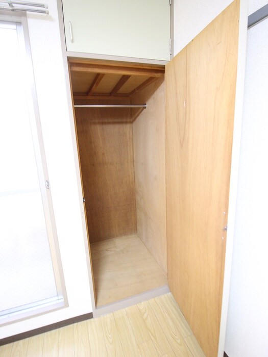物件内観写真10　(収納)