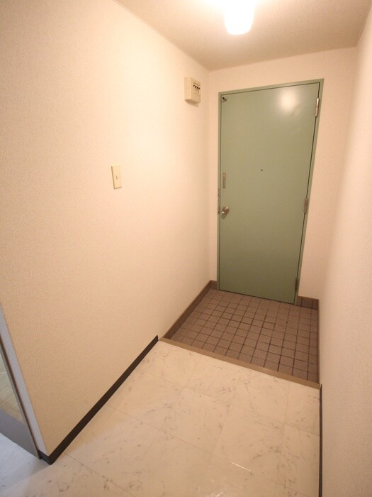 物件内観写真13　(廊下)