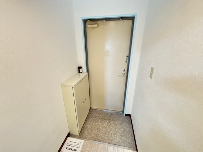 物件内観写真15　(玄関)