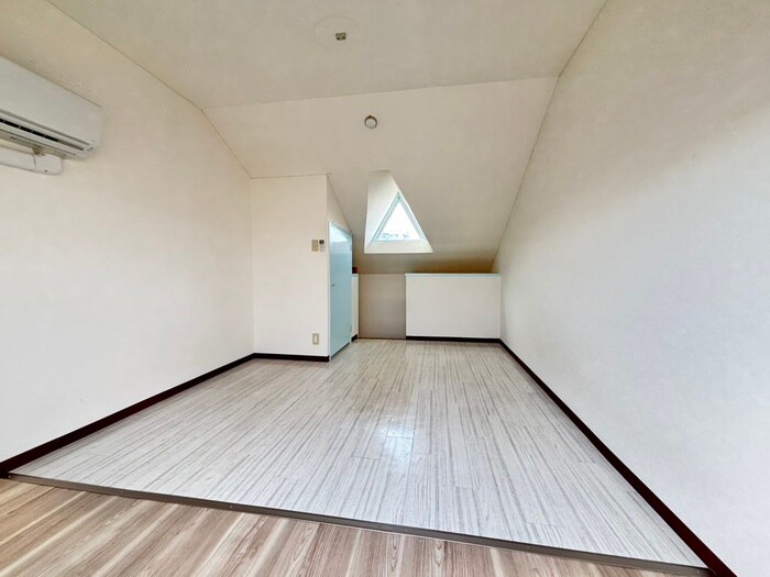 物件内観写真21　(居室)