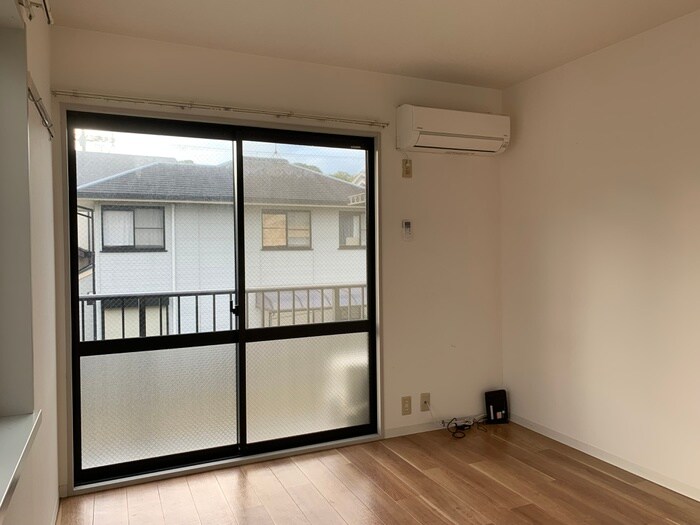 物件内観写真10　(居室)