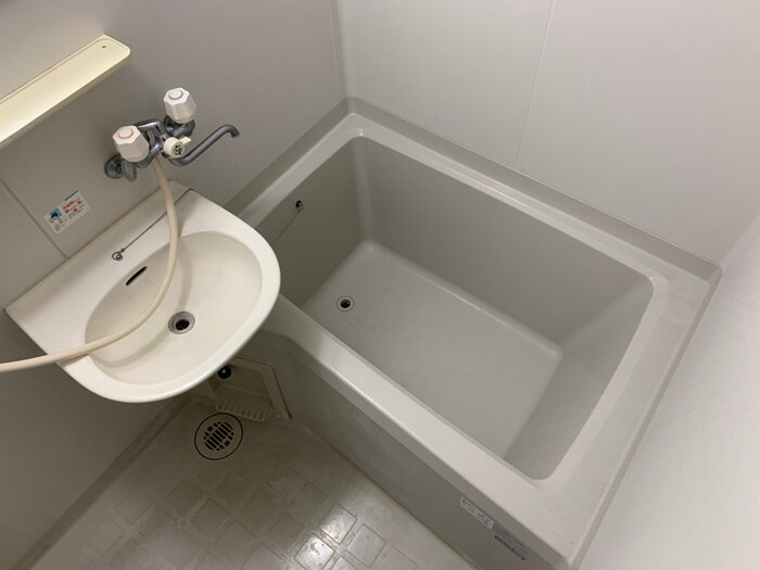 物件内観写真13　(バス／シャワールーム等)