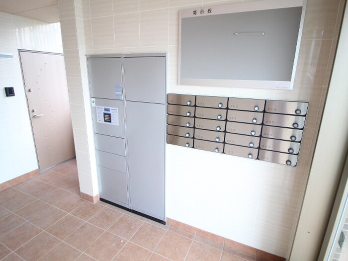 物件外観写真6　(建物設備)