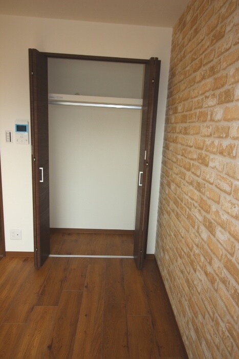 物件内観写真13　(収納)
