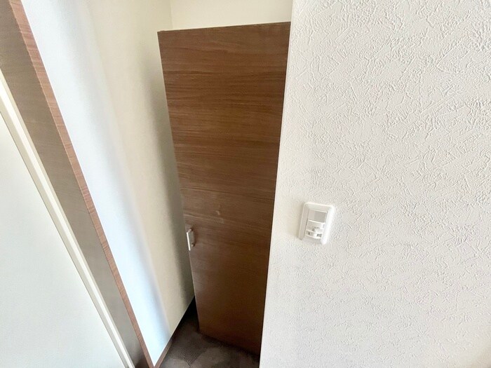 物件内観写真18　(靴箱)
