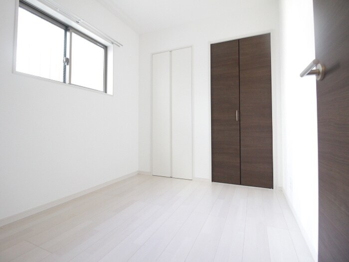 物件内観写真10　(居室)