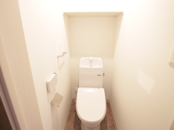 物件内観写真12　(トイレ)