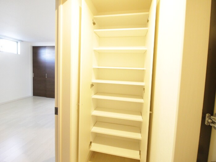 物件内観写真17　(靴箱)