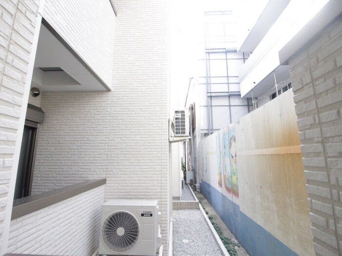 物件内観写真22　(室内からの展望)