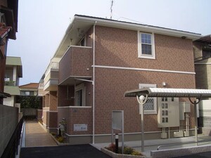 ウエストリヴァー高松南外観写真