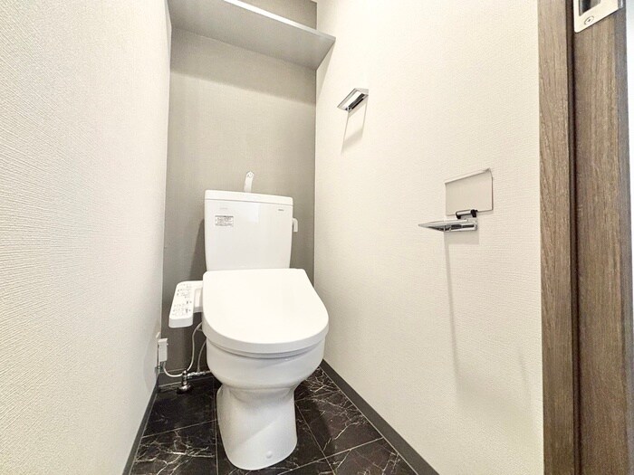 物件内観写真12　(トイレ)