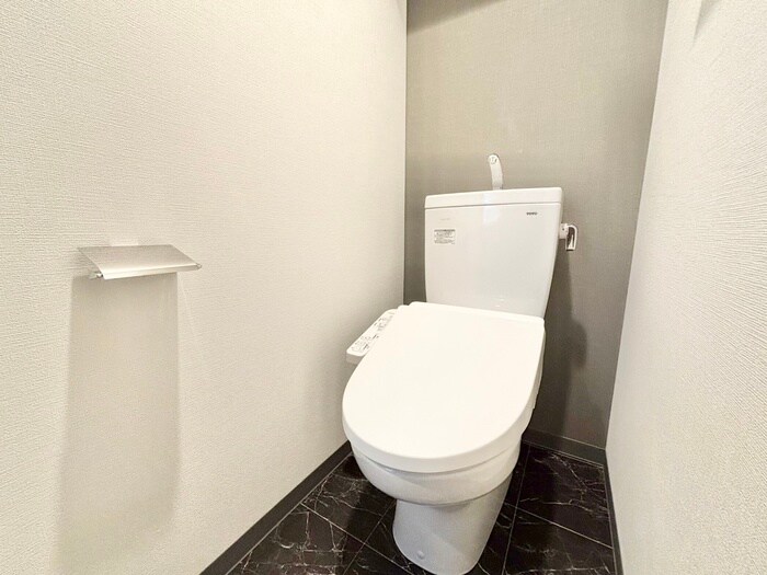 物件内観写真15　(トイレ)