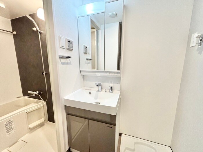 物件内観写真15　(洗面)