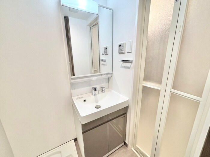 物件内観写真16　(洗面)