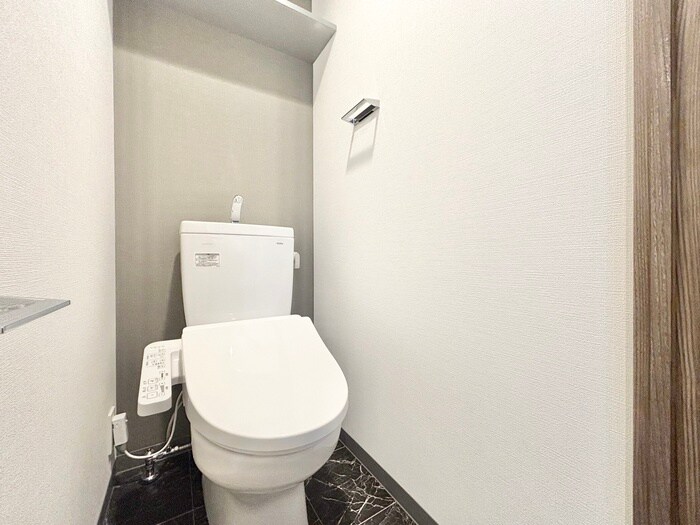 物件内観写真16　(トイレ)