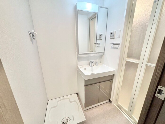 物件内観写真17　(洗濯機置場)