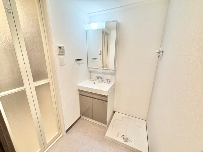 物件内観写真18　(洗濯機置場)