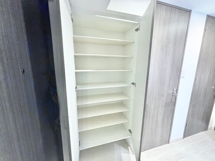 物件内観写真18　(靴箱)