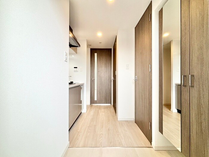 物件内観写真21　(玄関)