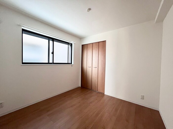 物件内観写真11　(居室)