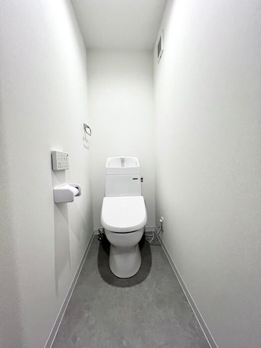 物件内観写真16　(トイレ)