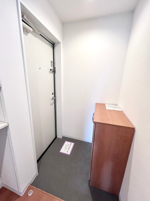 物件内観写真17　(玄関)