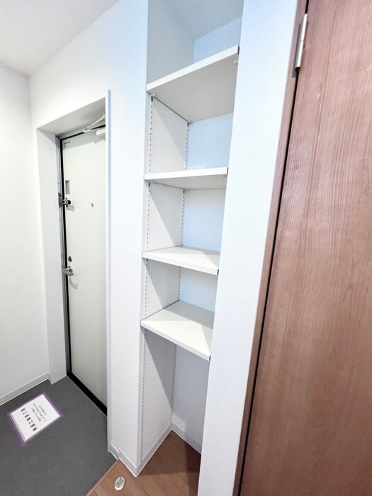物件内観写真18　(収納)