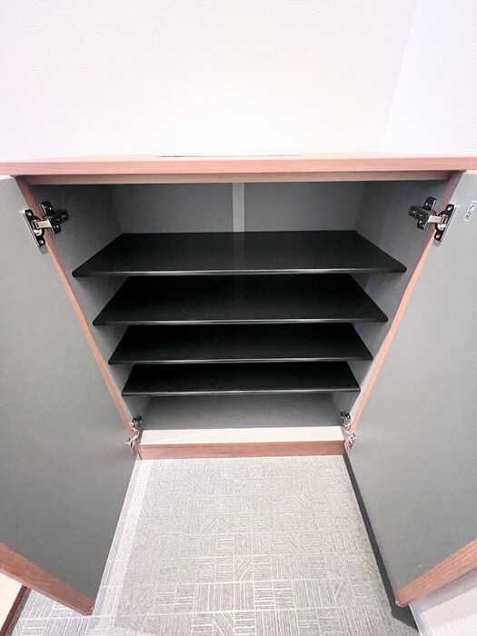 物件内観写真19　(靴箱)