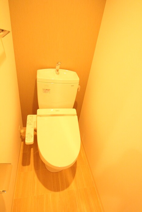 物件内観写真12　(トイレ)