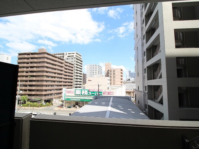 物件内観写真15　(室内からの展望)