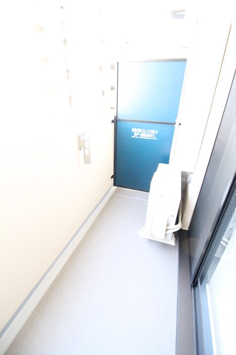 物件内観写真17　(室内からの展望)